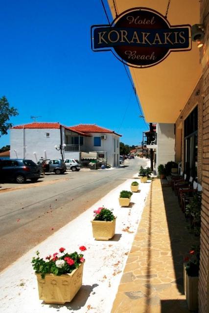 Hotel Korakakis Beach Finikounta Exterior photo