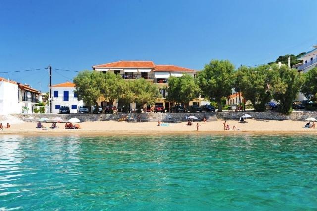 Hotel Korakakis Beach Finikounta Exterior photo